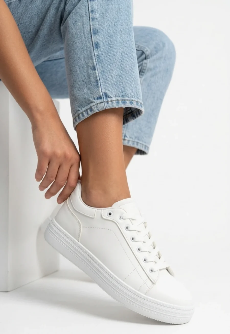Cilt Bağcıklı Spor Ayakkabı · No 1397 · Beyaz