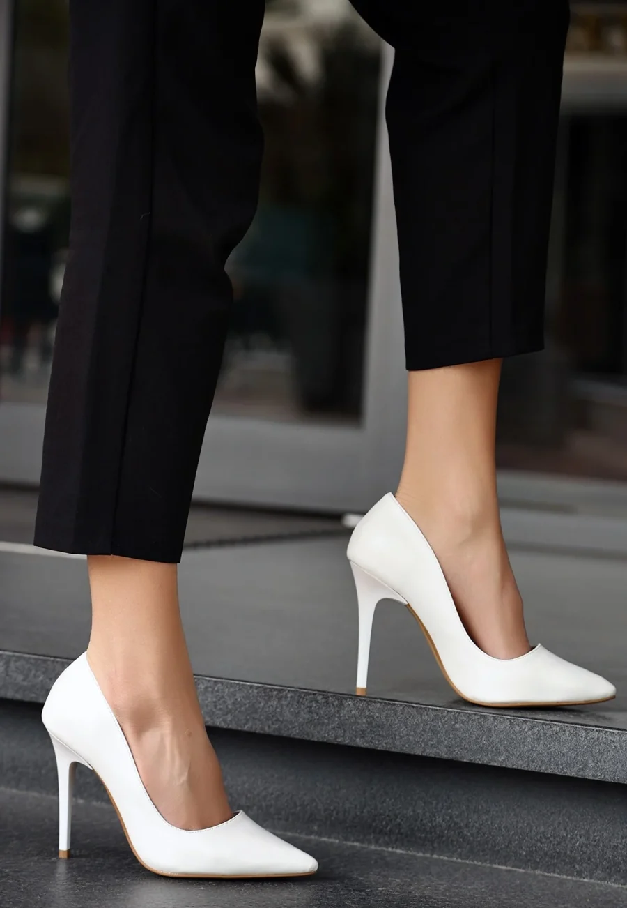 Cilt Stiletto Ayakkabı · Beyaz